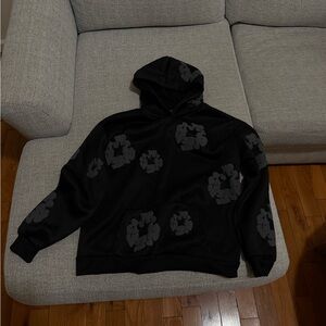 Men's Black Floral Hoodie Sweater